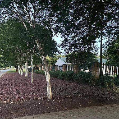 The Guest House Pongola Exterior photo