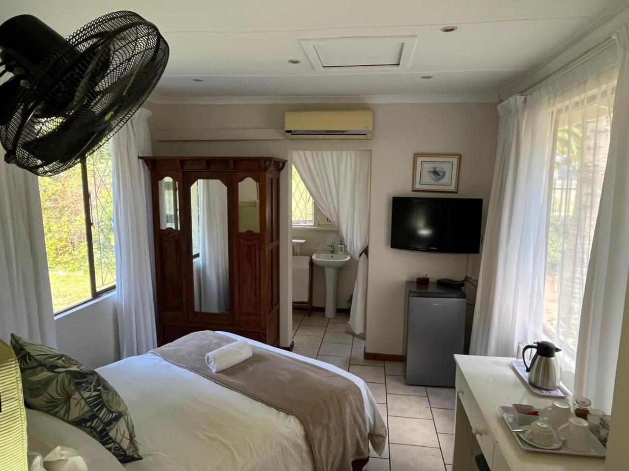 The Guest House Pongola Exterior photo