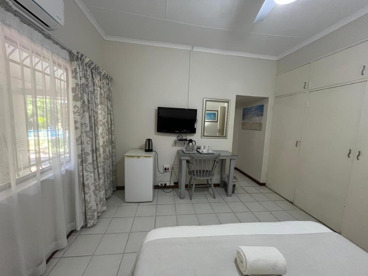 The Guest House Pongola Exterior photo