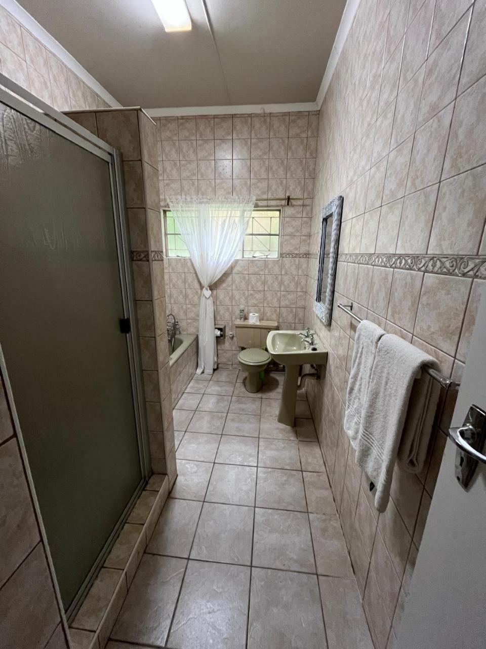 The Guest House Pongola Exterior photo