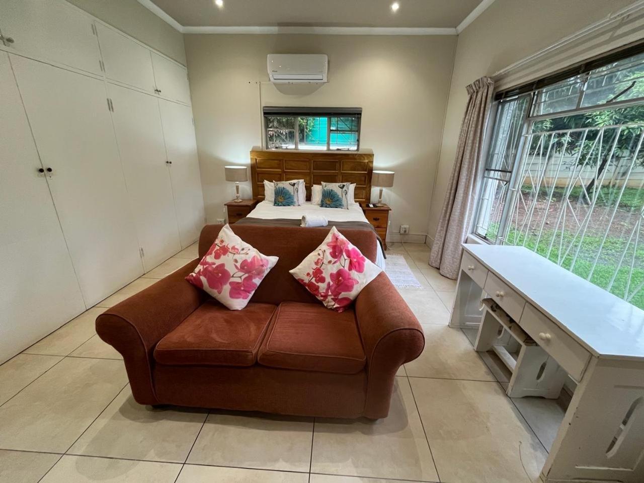 The Guest House Pongola Exterior photo